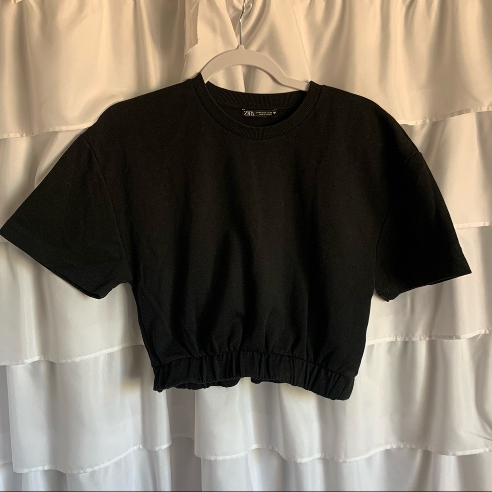 ZARA CINCHED BASIC BLACK CROP TOP